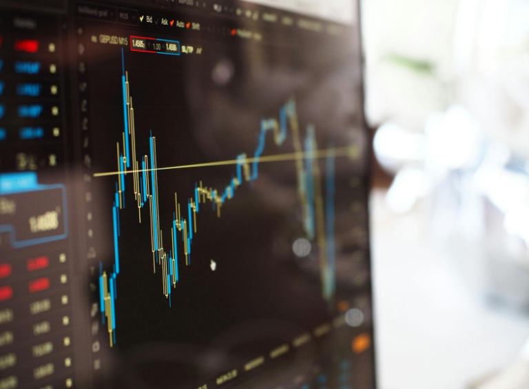 Building Reliable Data Pipelines in an AI-Driven World